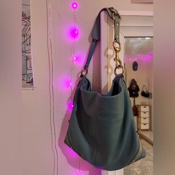 Coach Legacy Robin Egg Blue Leather Shoulder Bag – Chic & Slouchy! - Picture 2 of 7